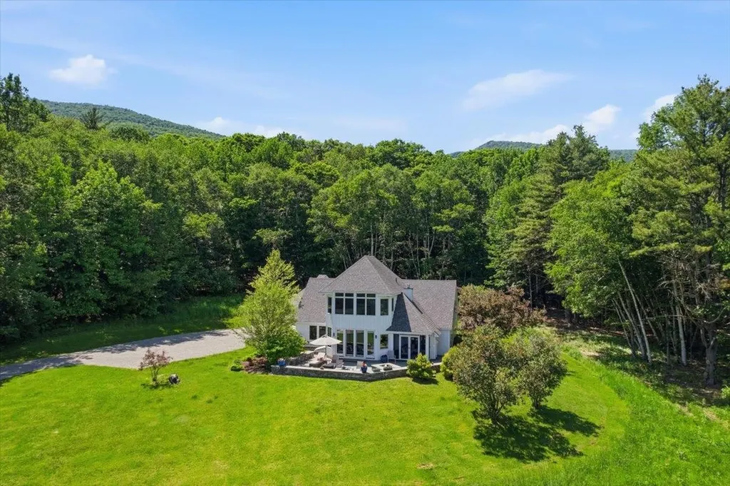 312 Beartown Road Manchester VT 05255