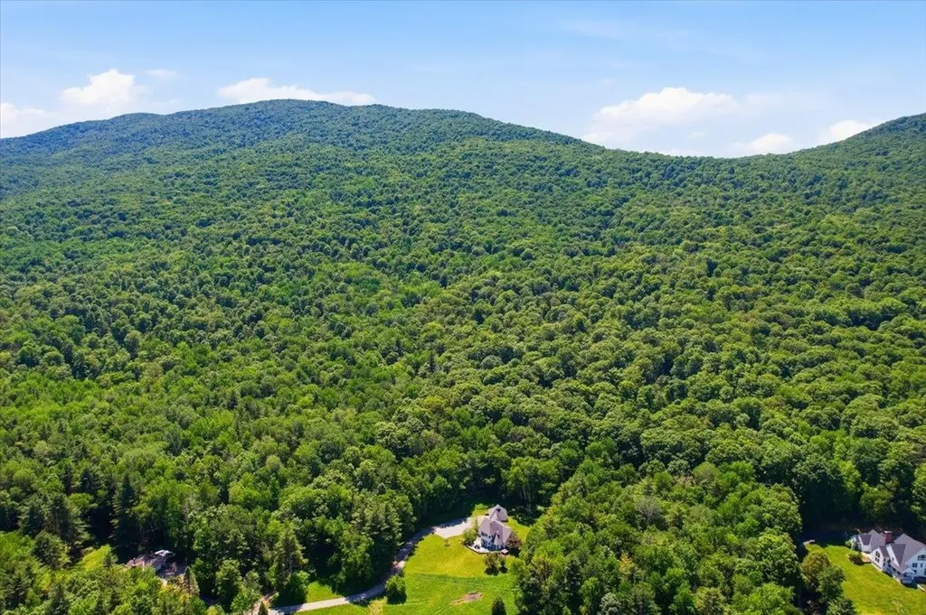 312 Beartown Road Manchester VT 05255