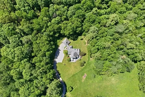 312 Beartown Road Manchester VT 05255