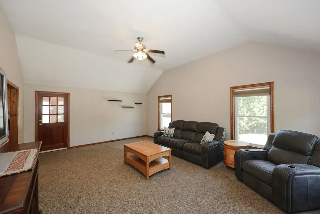 172 Farrarville Road Belmont NH 03220
