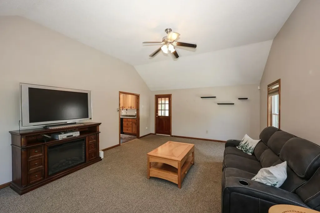 172 Farrarville Road Belmont NH 03220