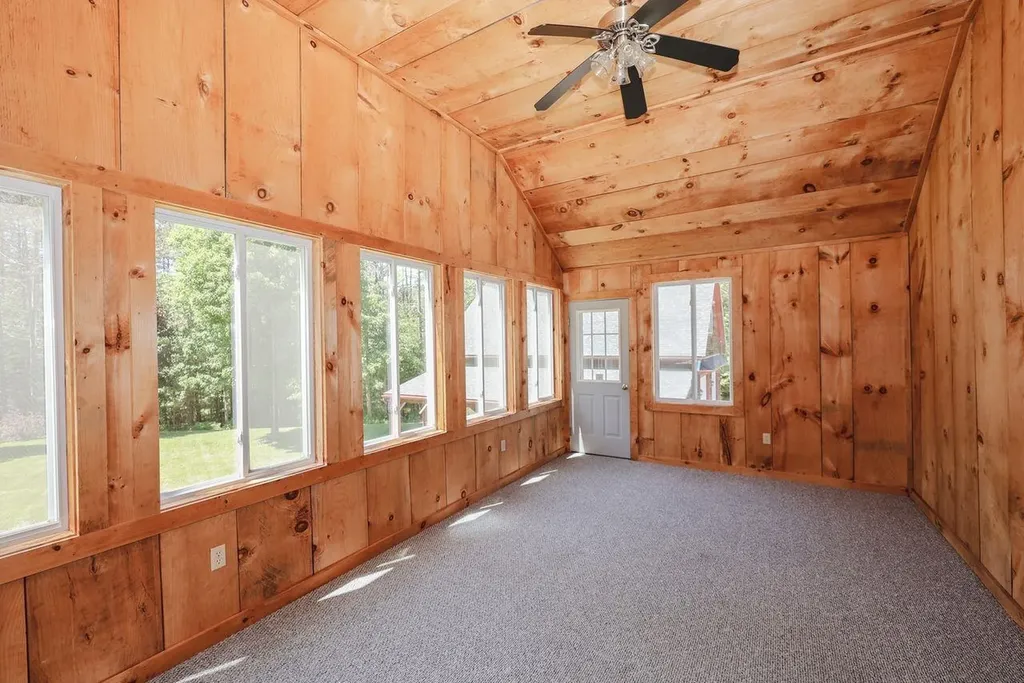 172 Farrarville Road Belmont NH 03220