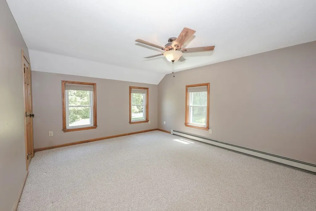 172 Farrarville Road Belmont NH 03220