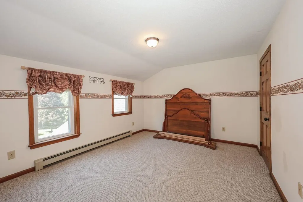 172 Farrarville Road Belmont NH 03220