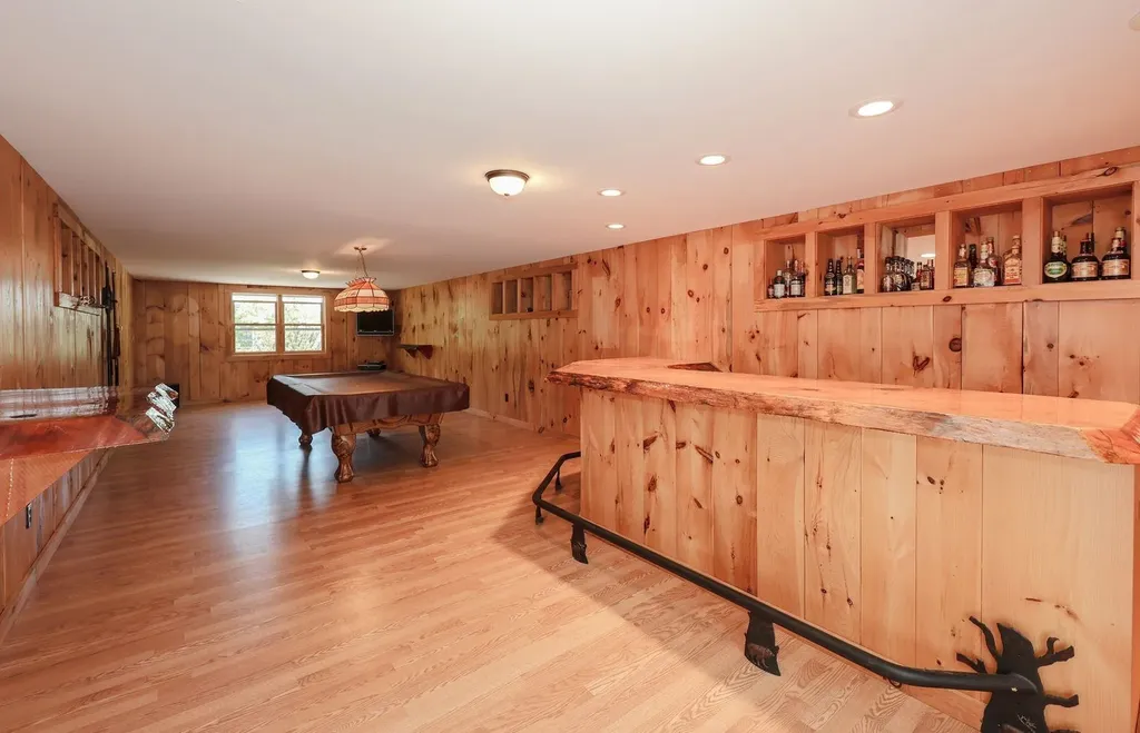 172 Farrarville Road Belmont NH 03220