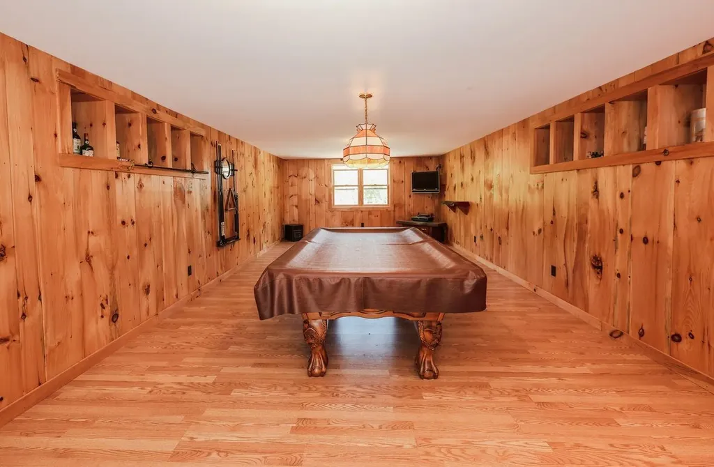 172 Farrarville Road Belmont NH 03220