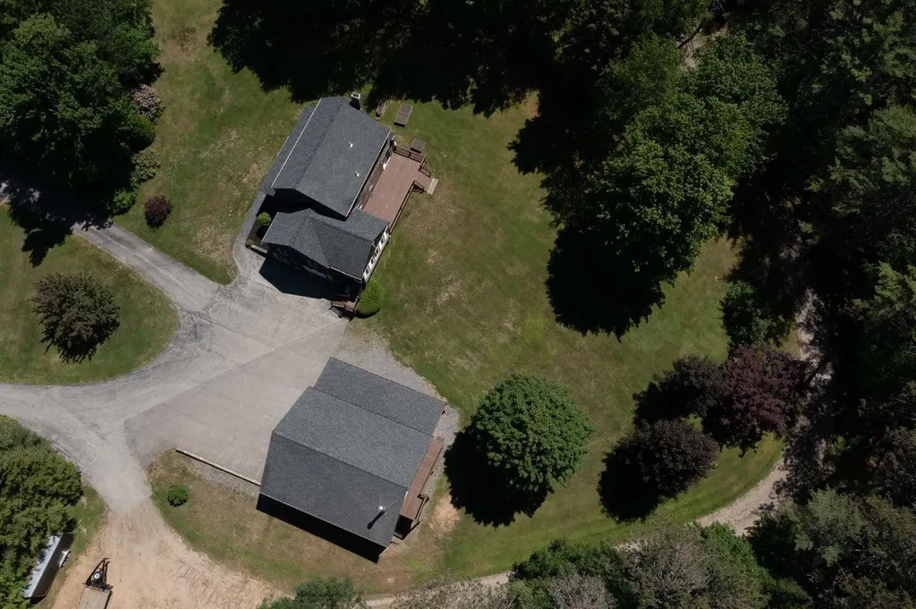 172 Farrarville Road Belmont NH 03220