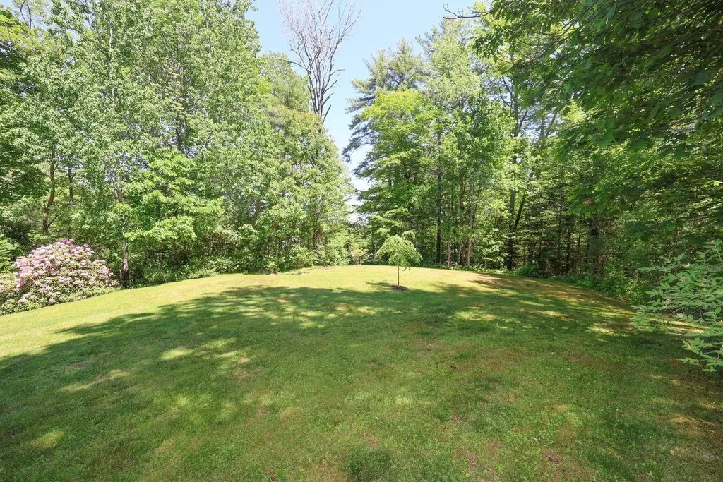 172 Farrarville Road Belmont NH 03220