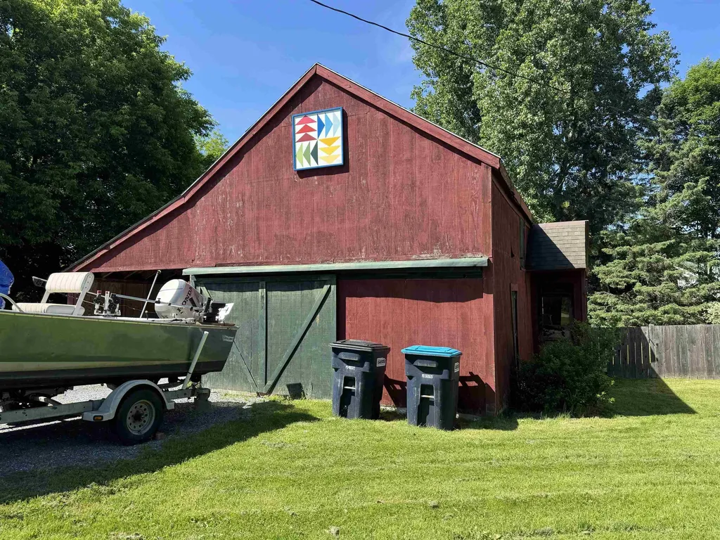14 Panton Road Vergennes VT 05491