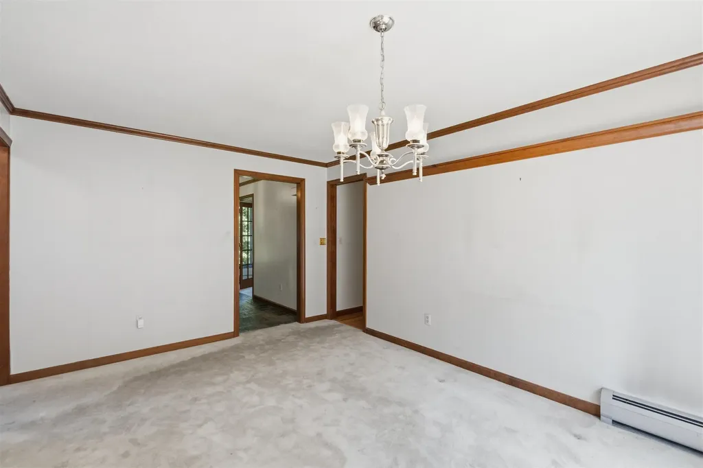 1572 Skyline Drive Weathersfield VT 05156