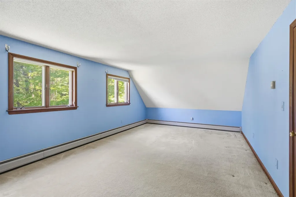 1572 Skyline Drive Weathersfield VT 05156