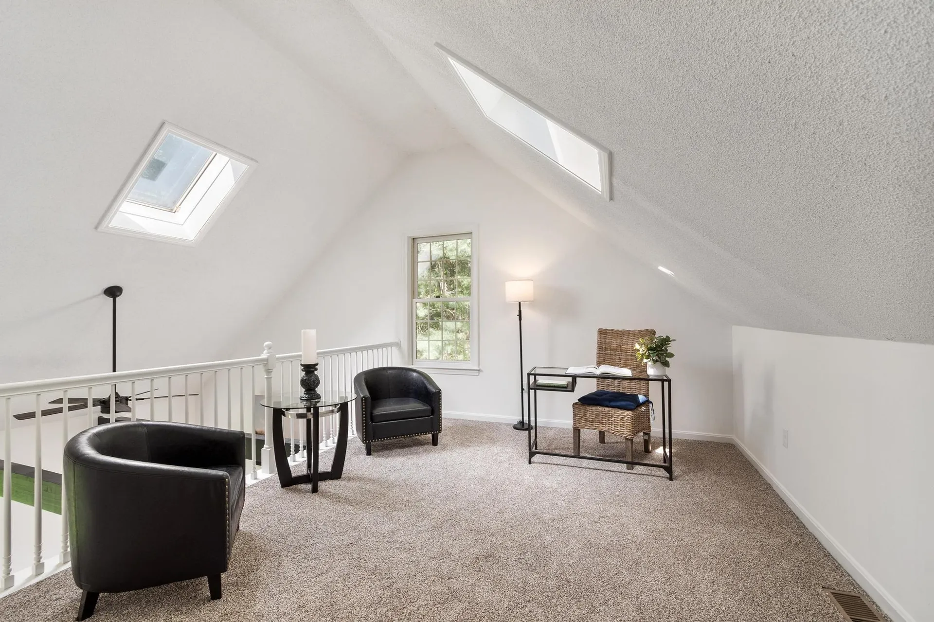 6 Finch Circle Londonderry NH 03053