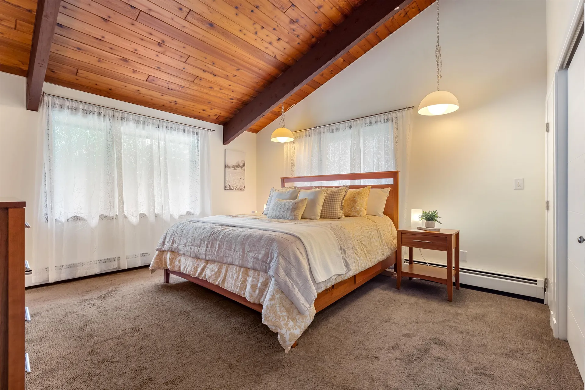 38 Pinecrest Drive Bedford NH 03110