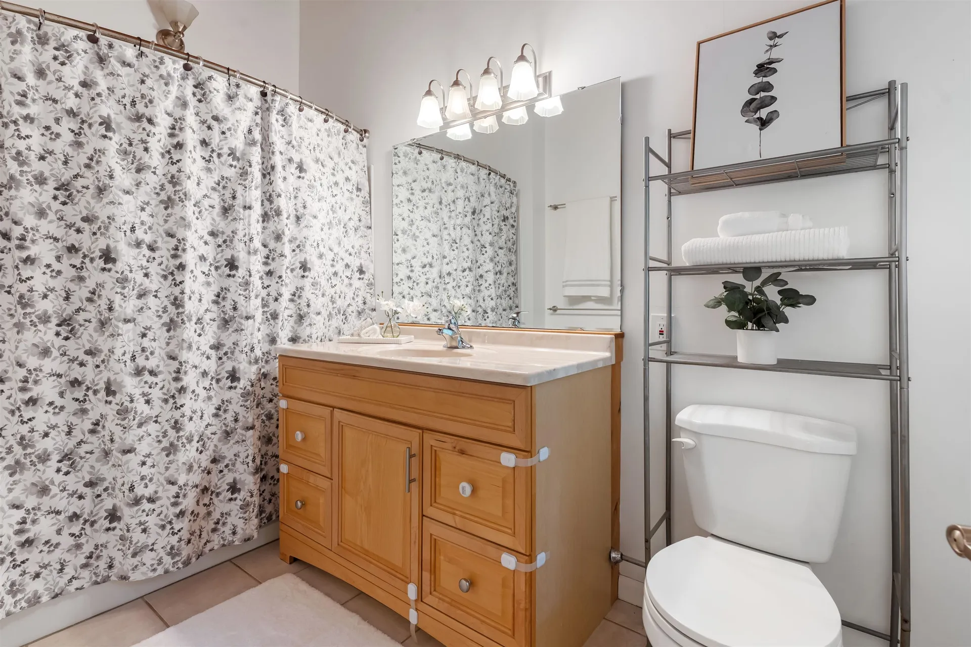 38 Pinecrest Drive Bedford NH 03110
