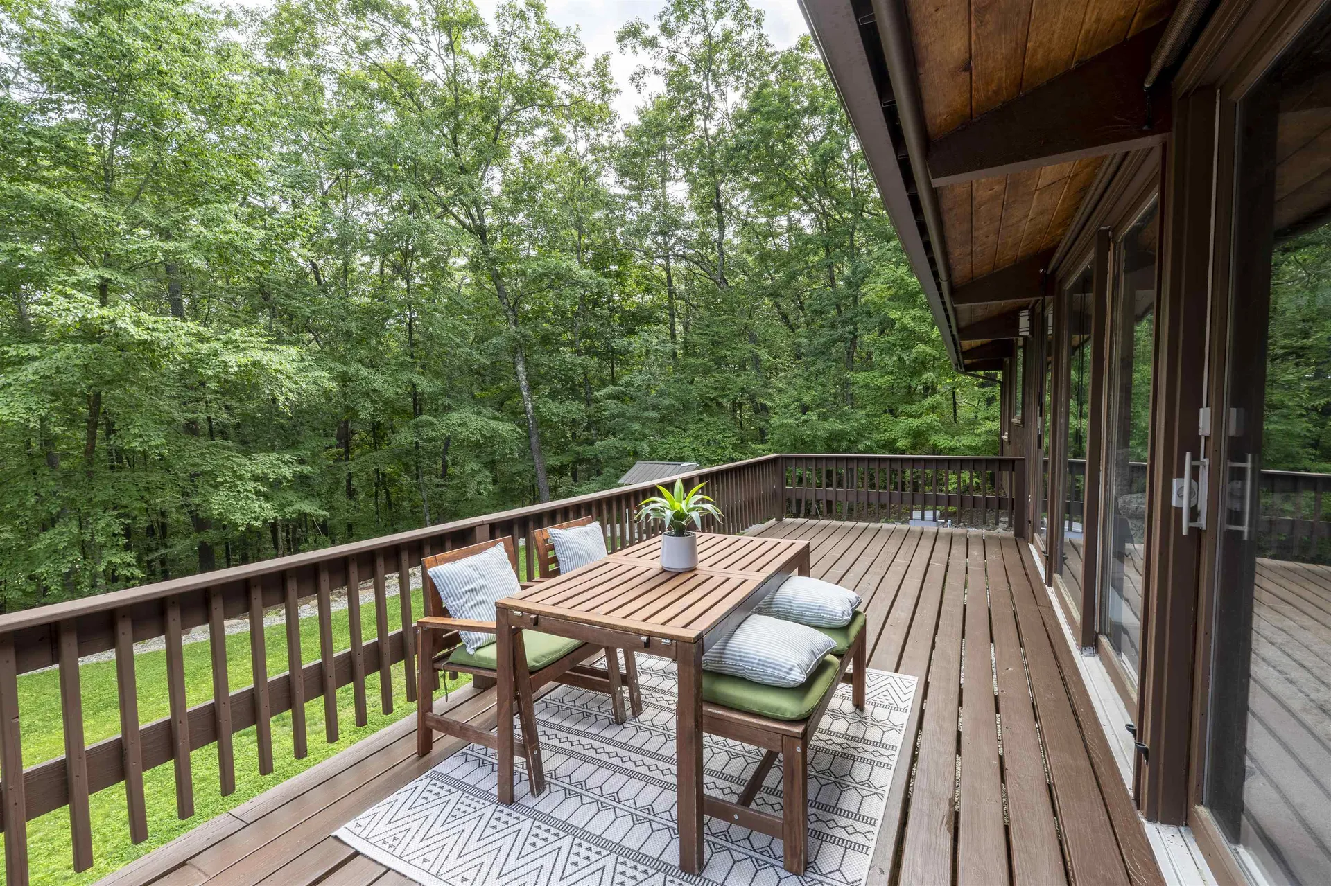 38 Pinecrest Drive Bedford NH 03110
