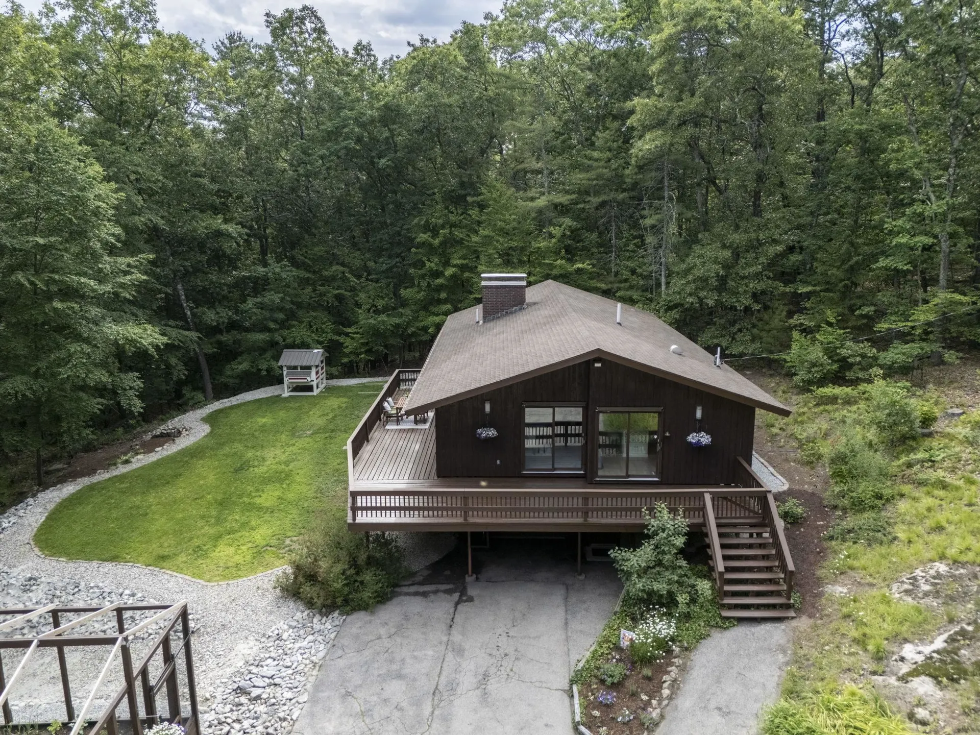 38 Pinecrest Drive Bedford NH 03110