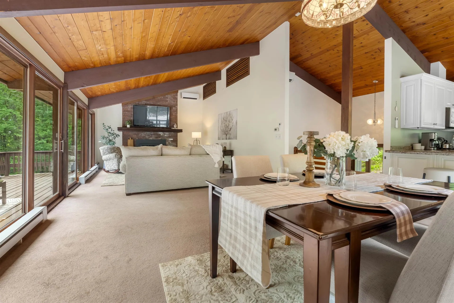38 Pinecrest Drive Bedford NH 03110