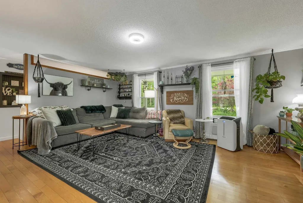 7 Barnard Ridge Road Meredith NH 03253