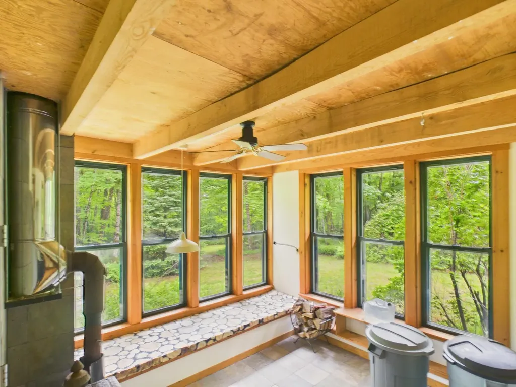 699 Kinsman Road Grafton NH 03240