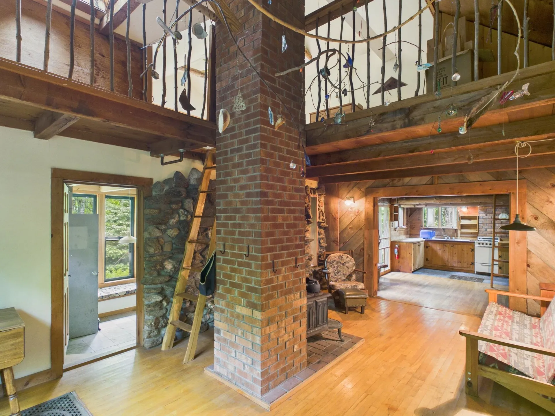 699 Kinsman Road Grafton NH 03240