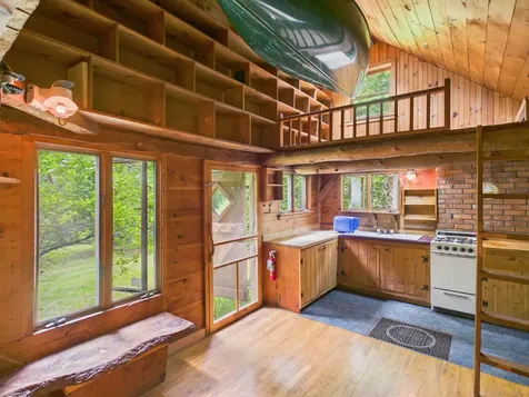 699 Kinsman Road Grafton NH 03240