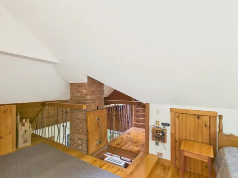 699 Kinsman Road Grafton NH 03240