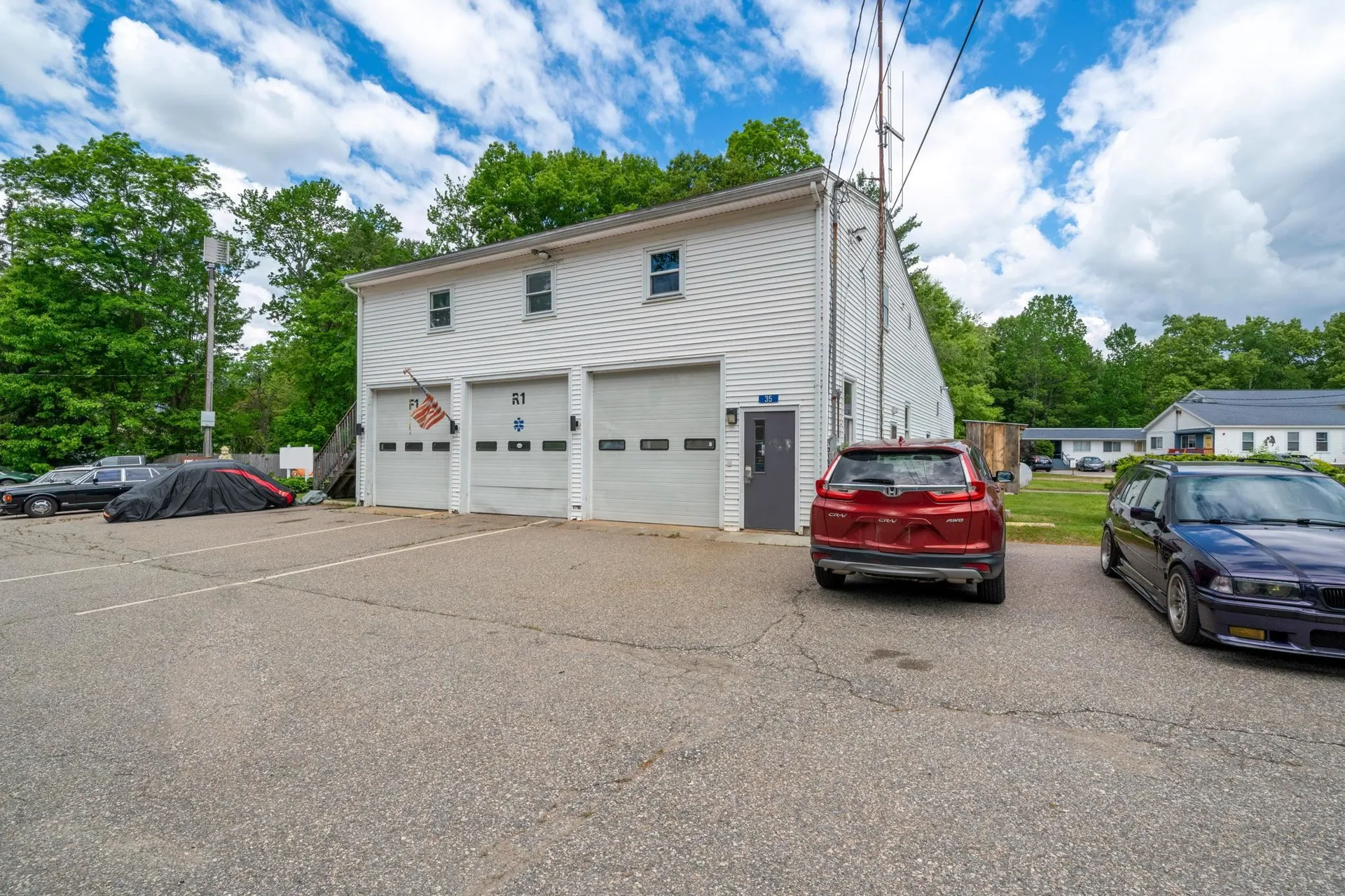 35 S Main Street Newton NH 03858