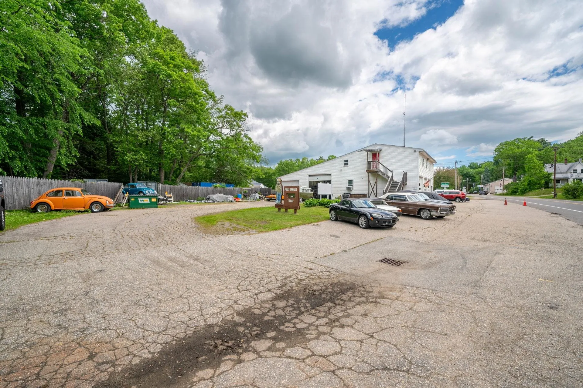 35 S Main Street Newton NH 03858