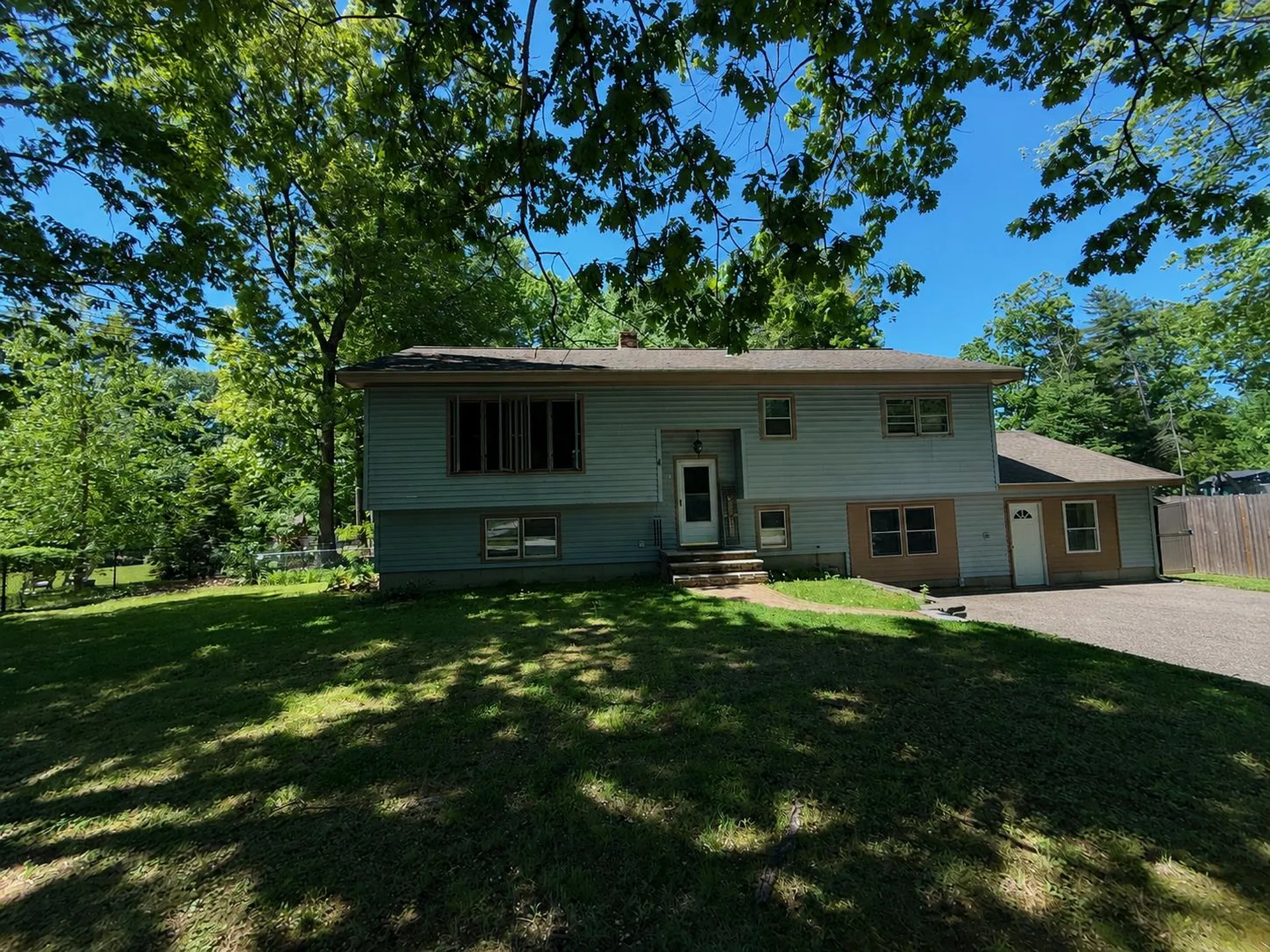 8 Lamson Drive Merrimack NH 03054