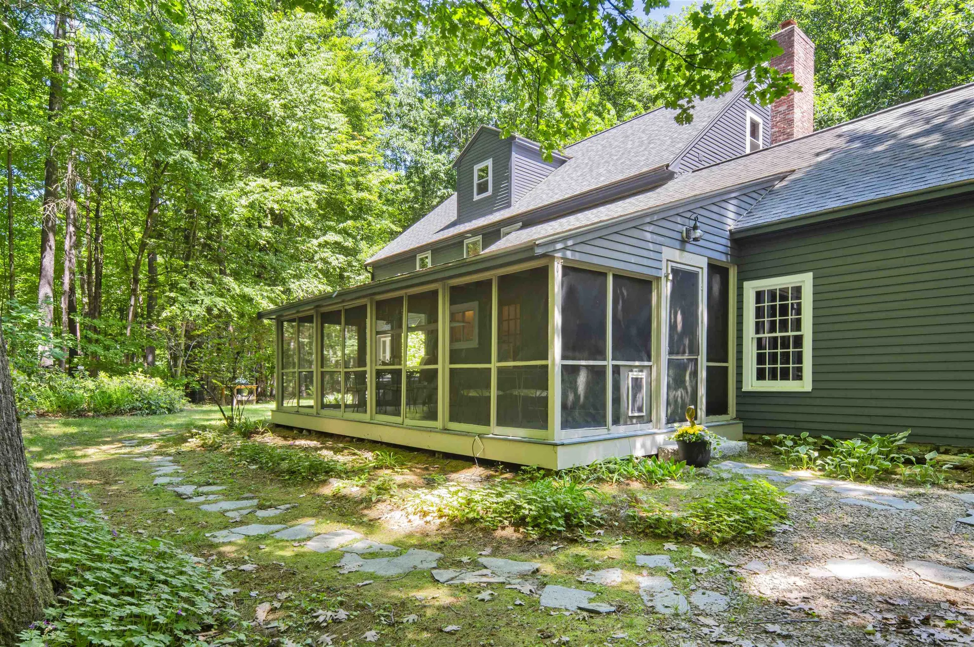 11 Nathan Lord Road Amherst NH 03031