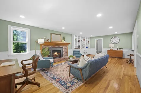 11 Nathan Lord Road Amherst NH 03031