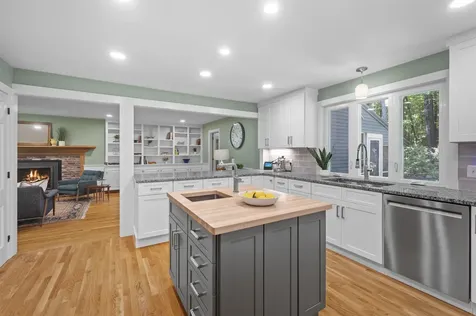 11 Nathan Lord Road Amherst NH 03031