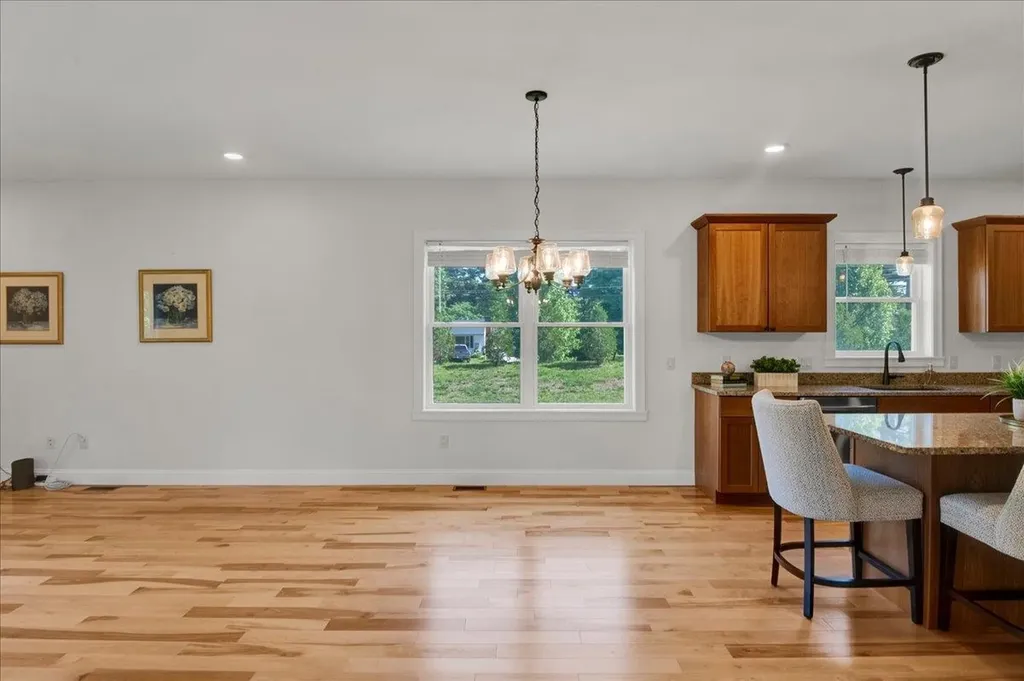 154 Chase Court Essex VT 05452