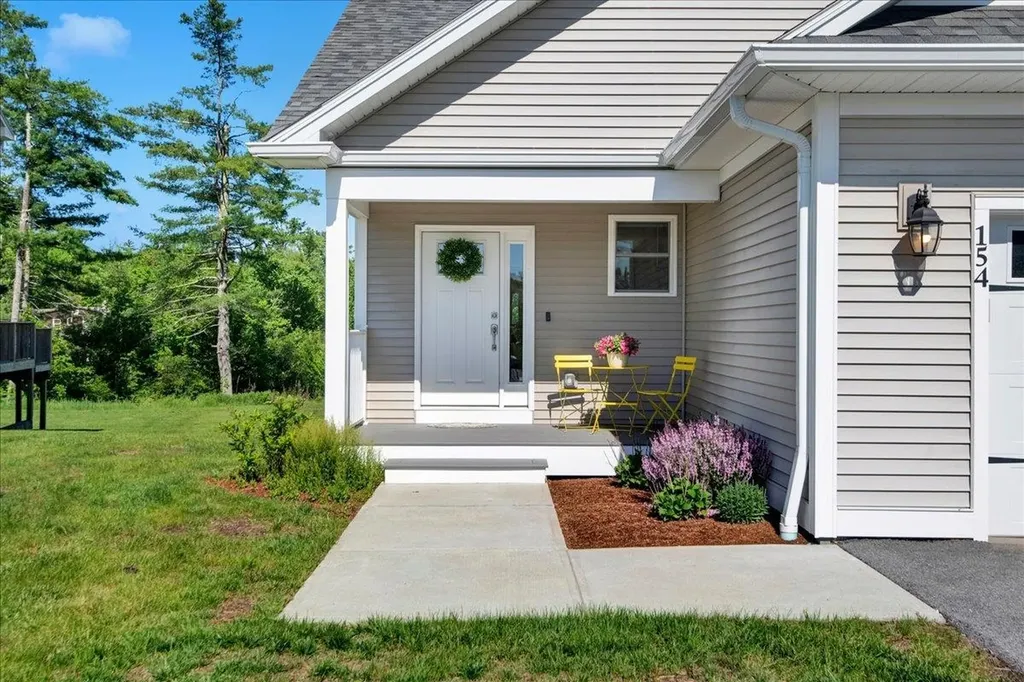 154 Chase Court Essex VT 05452