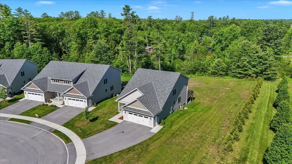 154 Chase Court Essex VT 05452