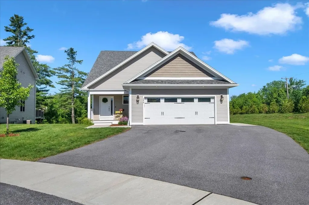 154 Chase Court Essex VT 05452