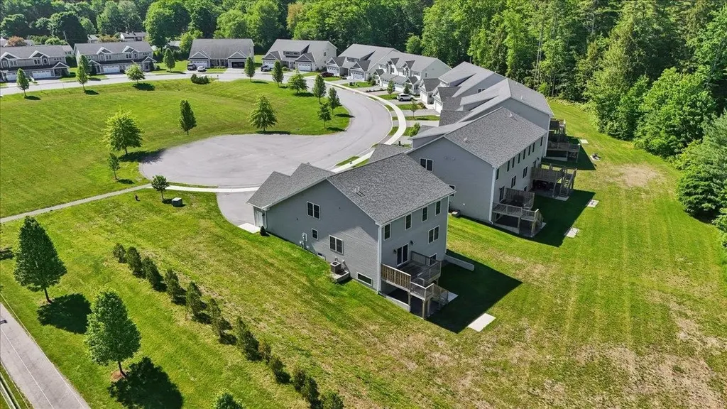 154 Chase Court Essex VT 05452