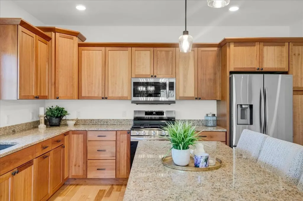 154 Chase Court Essex VT 05452
