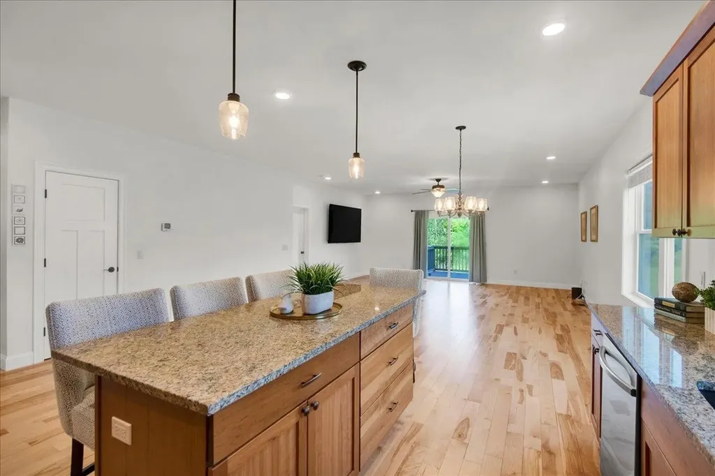 154 Chase Court Essex VT 05452