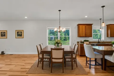 154 Chase Court Essex VT 05452
