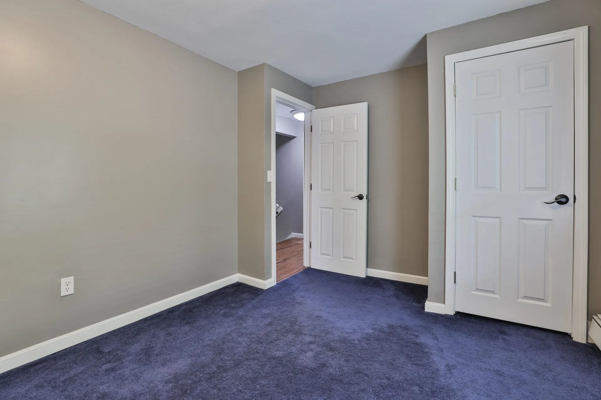 3 Evergreen Drive Hudson NH 03051