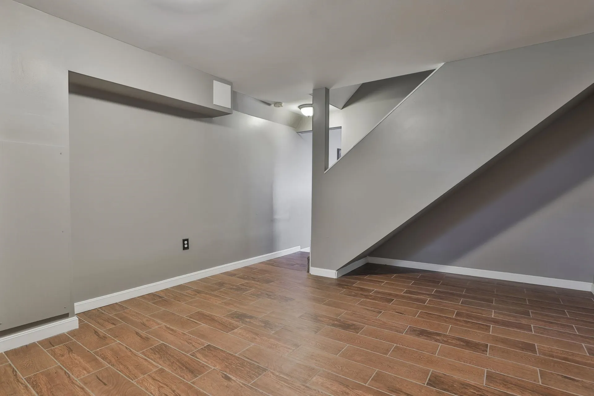 3 Evergreen Drive Hudson NH 03051