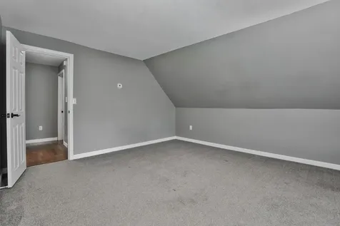 3 Evergreen Drive Hudson NH 03051
