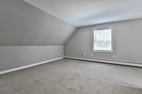 3 Evergreen Drive Hudson NH 03051