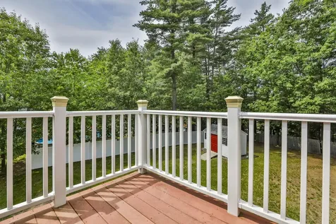 3 Evergreen Drive Hudson NH 03051