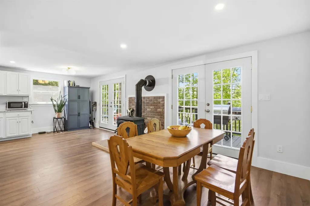 48 Forest Hill Road Meredith NH 03253