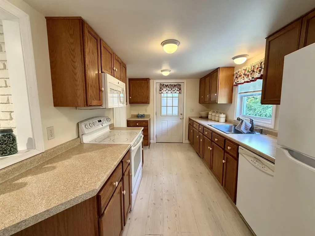 1 Warren Street Claremont NH 03743