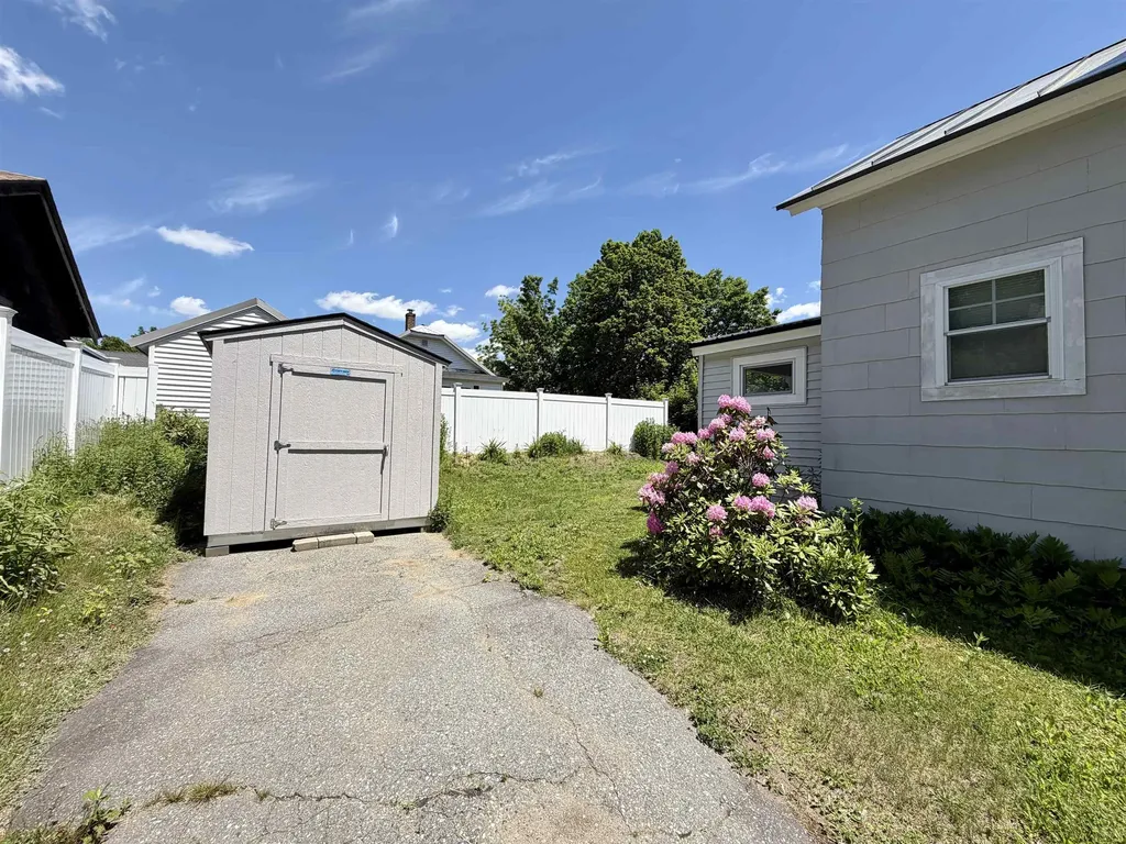 1 Warren Street Claremont NH 03743