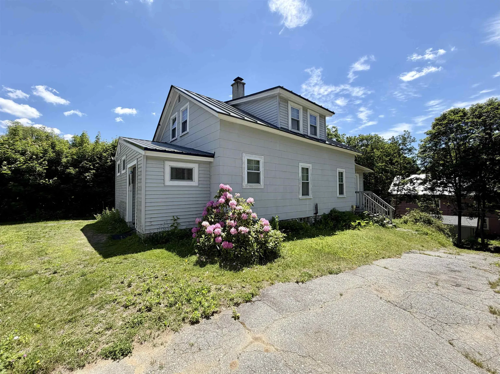 1 Warren Street Claremont NH 03743