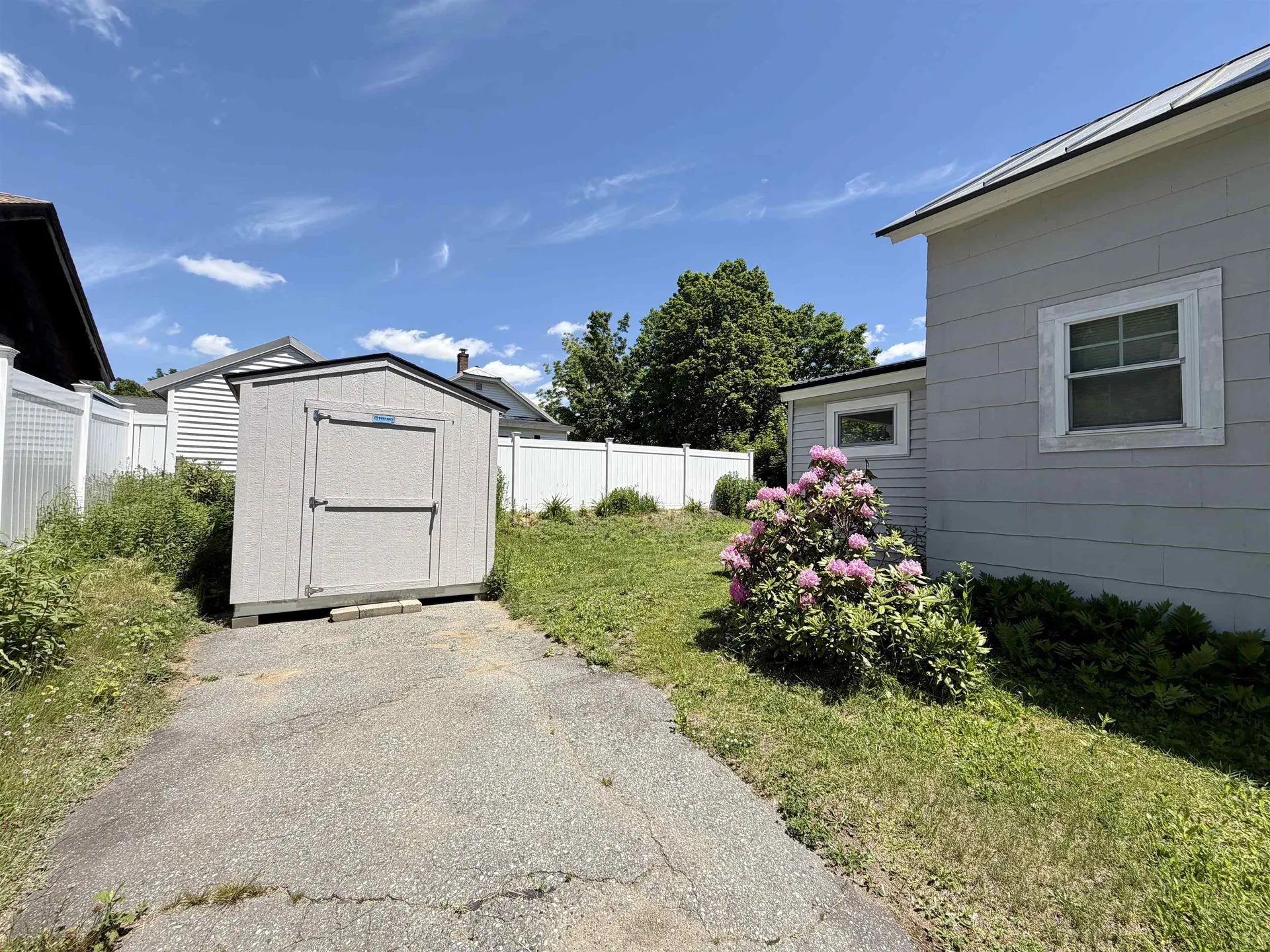 1 Warren Street Claremont NH 03743